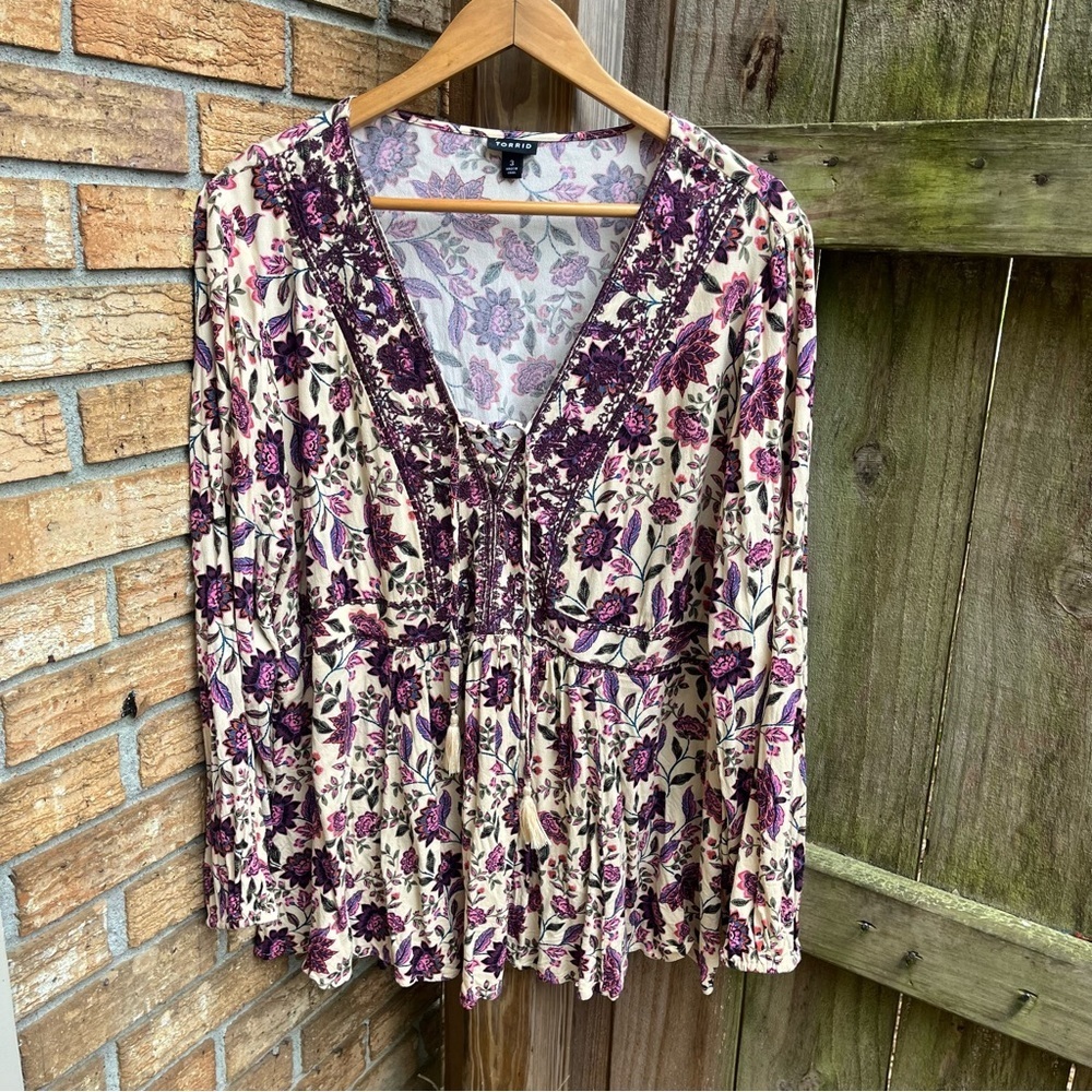 Torrid Purple and Cream Floral Blouse